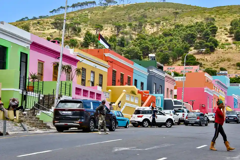 DE FÄRGGLADA HUSEN I BO-KAAP