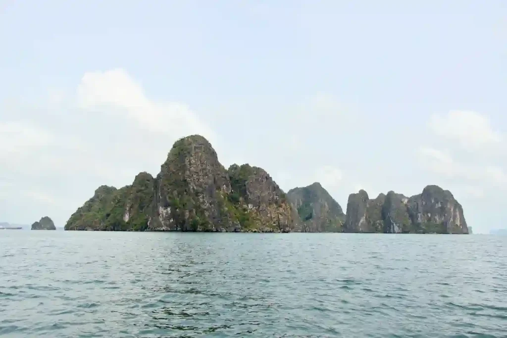 PÅ VÄG UT I ARKIPELAGEN.