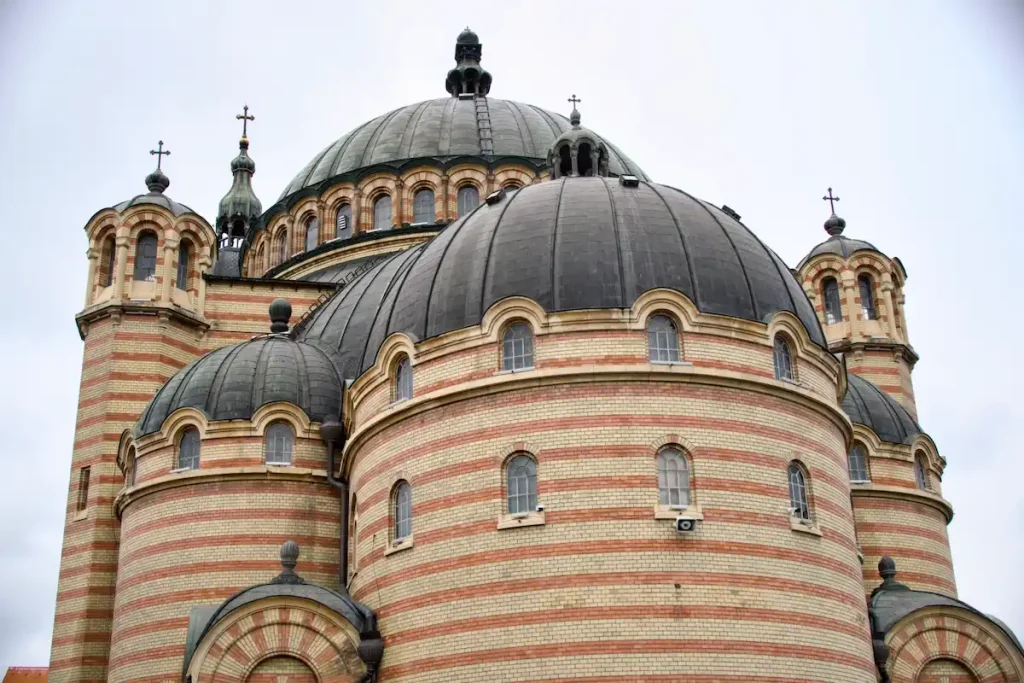 NOG PÅMINNER DET OM ETT LITET HAGHIA SOFIA?