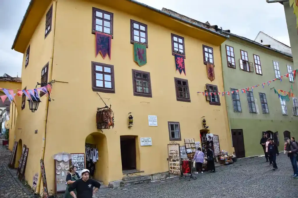 I DETTA HUS FÖDDES VLAD TEPES