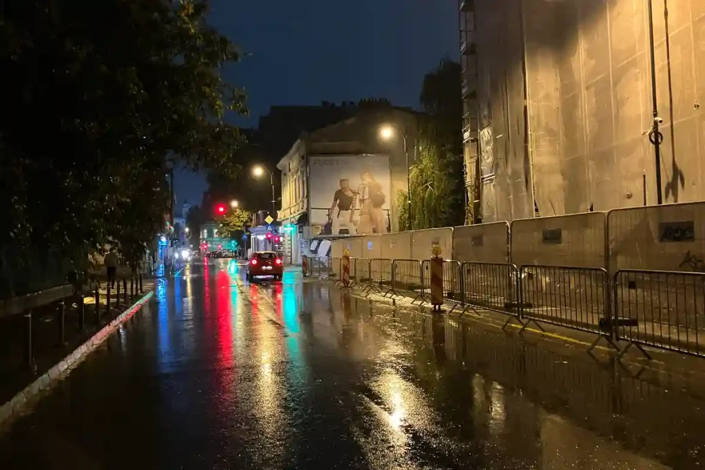 REGNIG NATT I BUKAREST