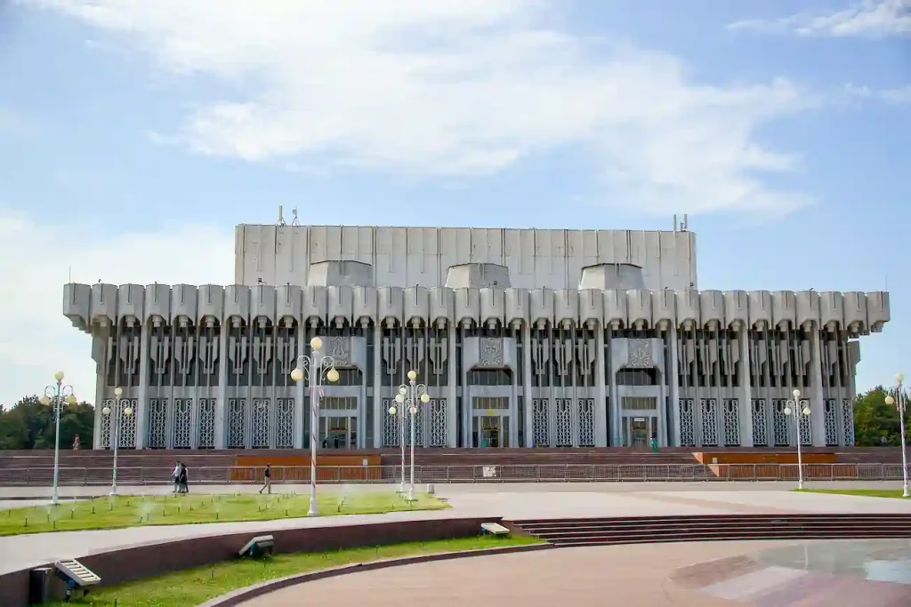 FOLKETS VÄNSKAPS-PALATSET I TASJKENT, UZBEKISTAN.