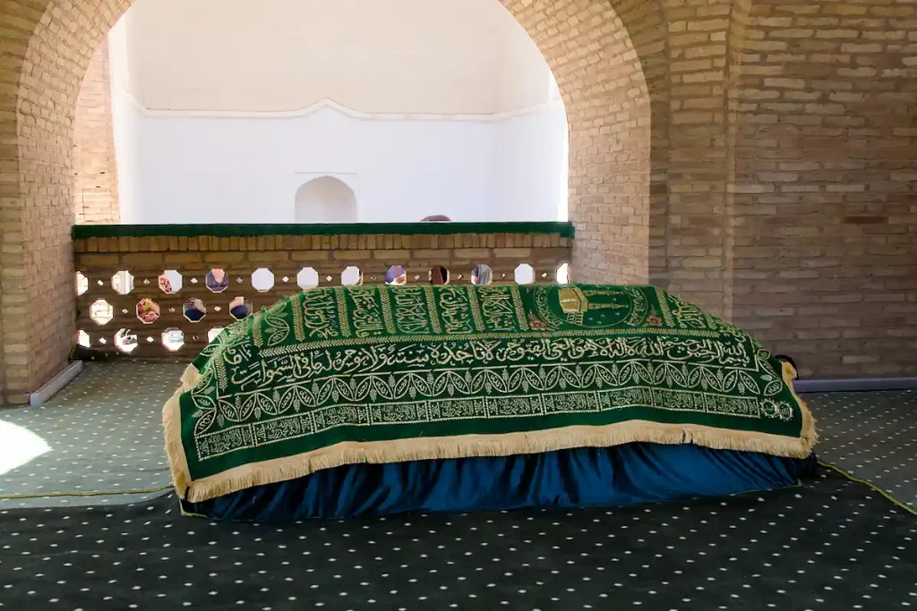 KISTAN.